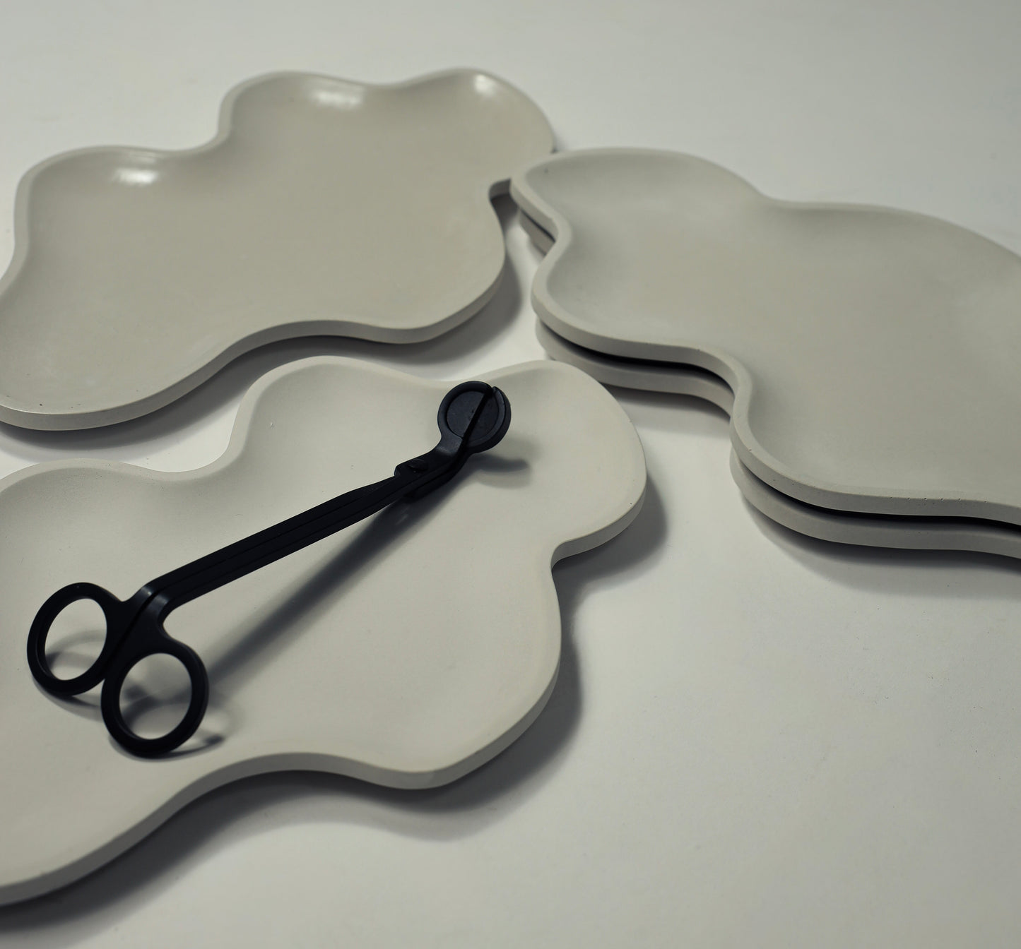 ARIA Stone Decorative Tray — Handcrafted Cement